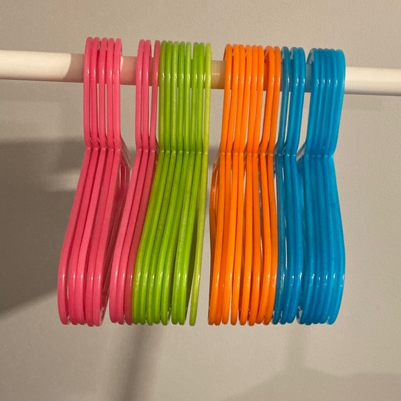 IKEA Bagis (32) Children’s Colorful Plastic Hangers. - Picture 2 of 4